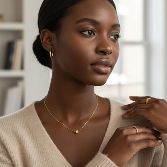 ⚡Gold Cube Pendant Necklace for Women Simple Minimalist Geometric Jewelry Gift - Picture 6 of 9